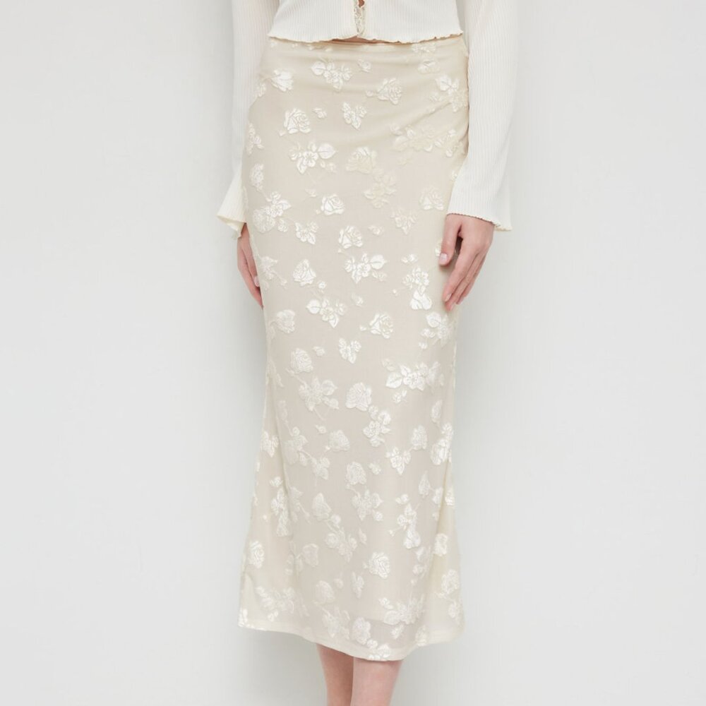 Velvet Midrise Floral Mermaid Midi Skirt